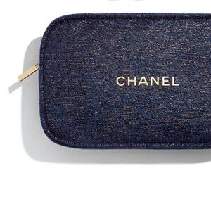 CHANEL Holiday 2022 Limited Edition Navy Tweed Vanity Pouch